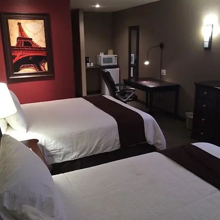 121 Steakhouse & Motel Assiniboia Room photo