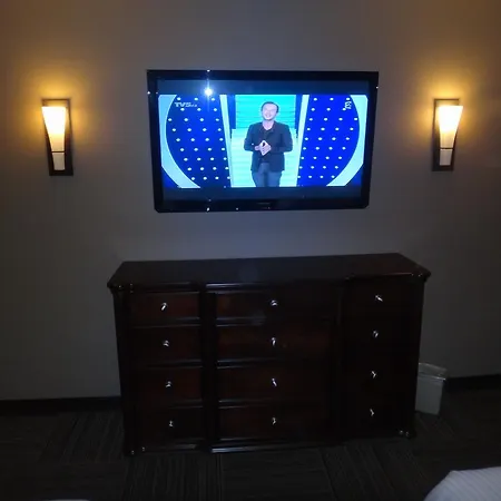 121 Steakhouse & Motel Assiniboia Room photo